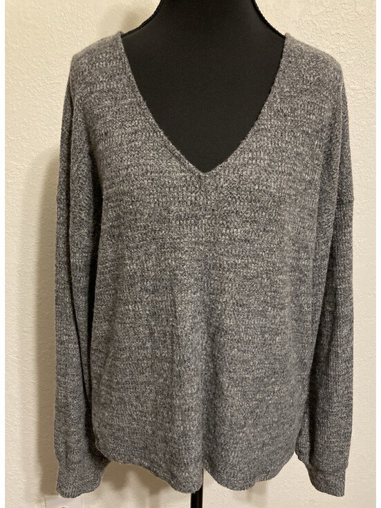 Lucky Brand Sweaters - Lucky Brand Sweater SUPER SOFT V Neck Gray Long Sleeve Women's Size Medium